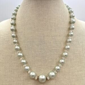 Vintage 90s Avon Gold Tone Faux Pearl Beaded Necklace Women's Classic Jewelry